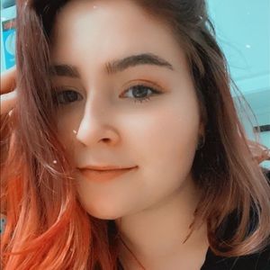 Meet your Posher, April